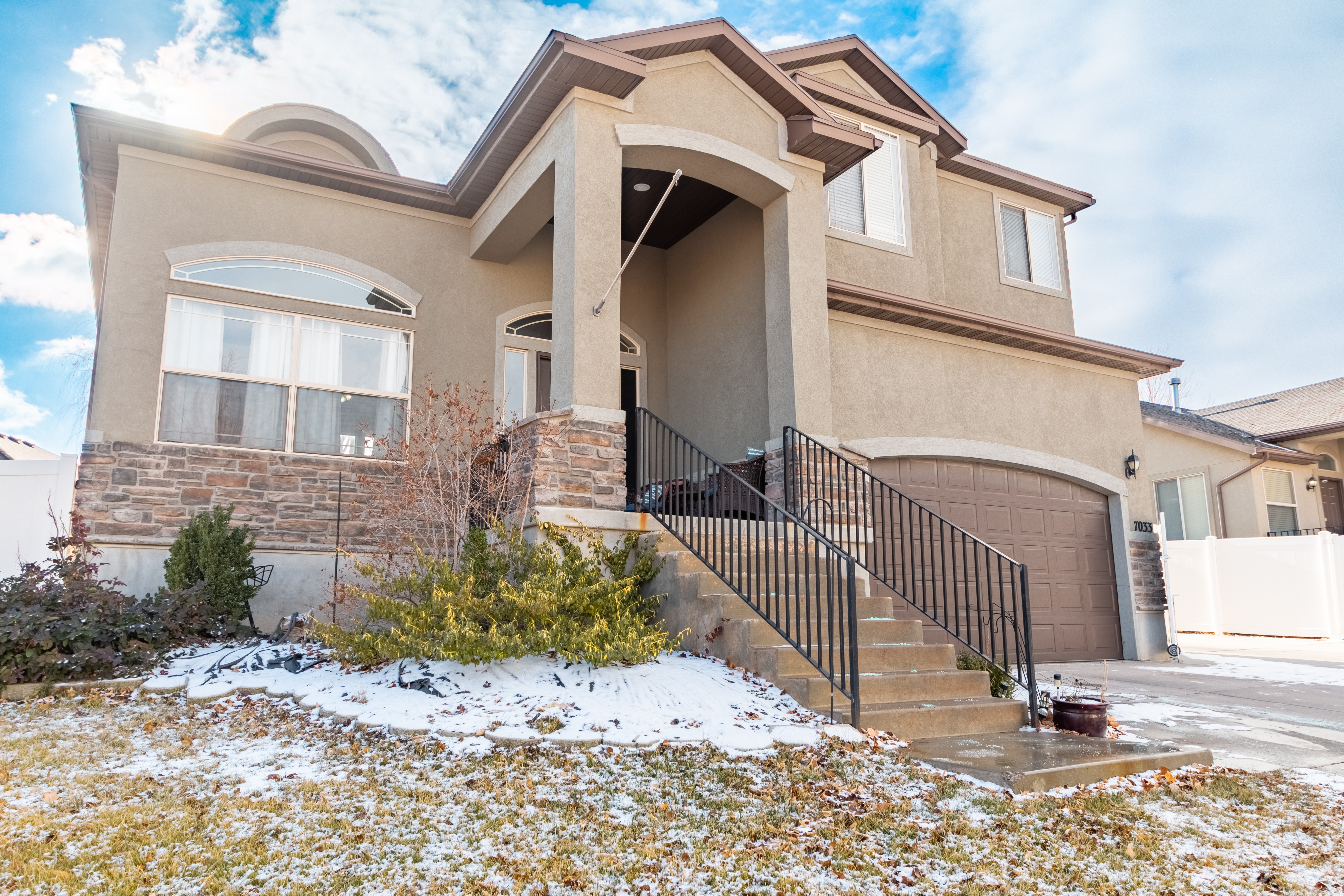 Real Estate Image 4